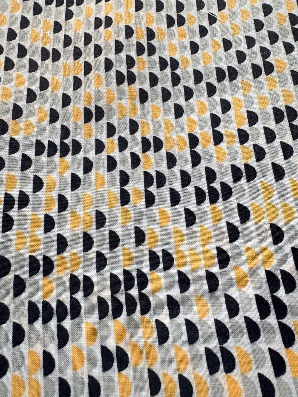 Quilting Fabric Yellow Black Geometric Pattern Cotton Woven 1 Yard 19" Uncut
